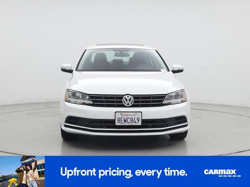 White 2018 Volkswagen Jetta SE