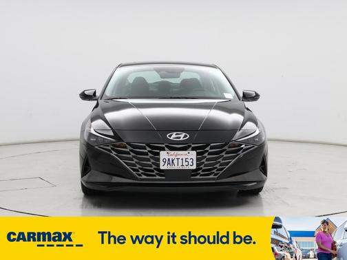 2022 Hyundai ELANTRA Limited