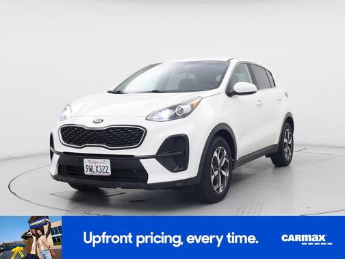 White 2021 Kia Sportage LX