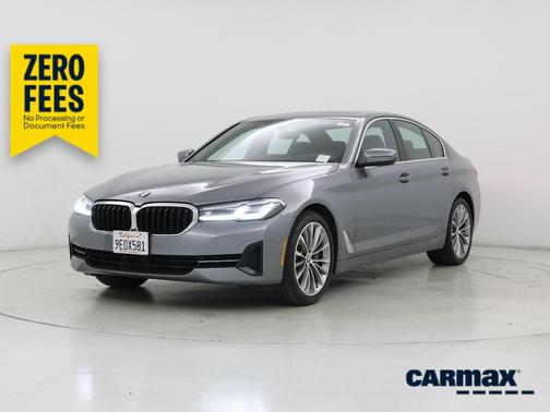 Gray 2023 BMW 540 I