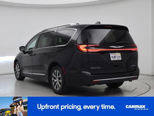 2023 Chrysler Pacifica Hybrid Pinnacle