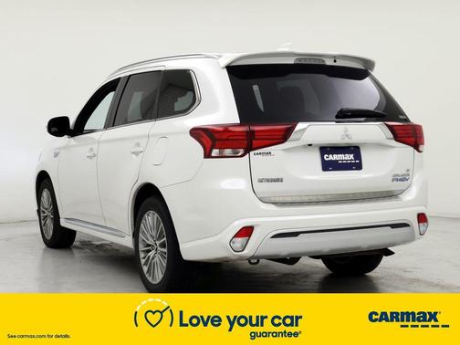 Photo 2 of 25 of 2019 Mitsubishi Outlander PHEV GT