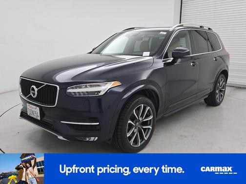 2017 Volvo XC90 T6 Momentum