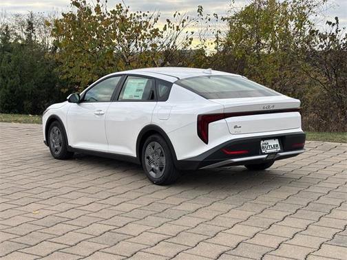 2025 Kia K4 LX