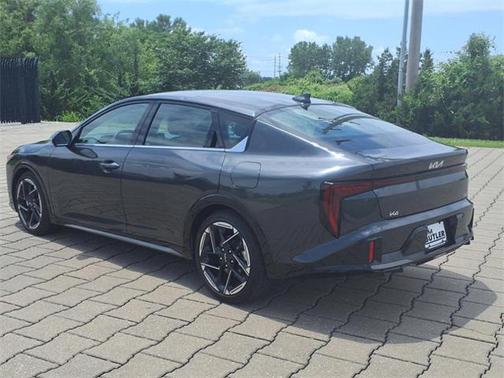 2025 Kia K4 GT-Line