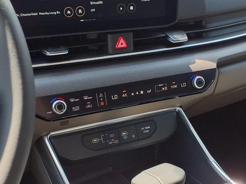 Aurora Black Pearl 2026 Kia Carnival SX