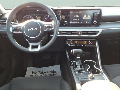 2022 Kia K5 LXS