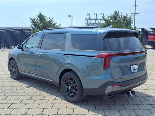 2025 Kia Carnival SX