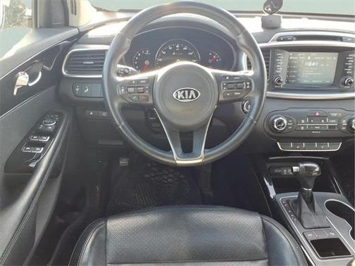 2018 Kia Sorento EX