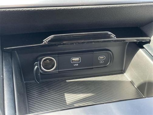 2025 Kia Sportage Hybrid LX