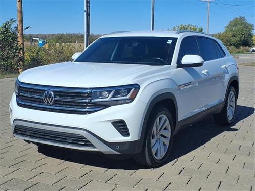 2022 Volkswagen Atlas Cross Sport 3.6L V6 SE w/Technology