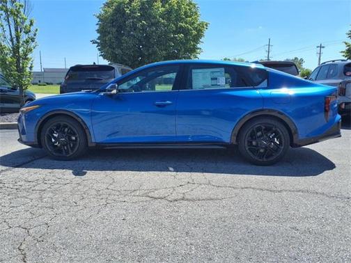 2025 Kia K4 GT-Line Turbo