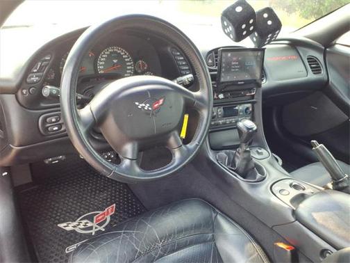 2004 Chevrolet Corvette Base