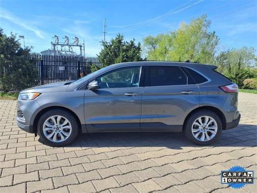 2023 Ford Edge Titanium