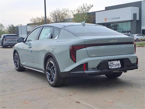 2025 Kia K4 GT-Line