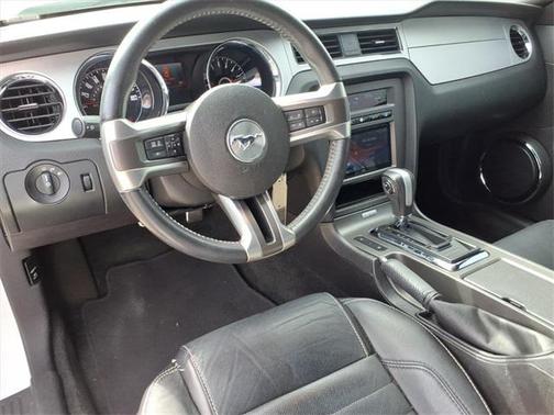 2014 Ford Mustang V6 Premium
