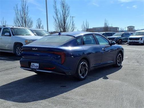 2026 Kia K4 EX