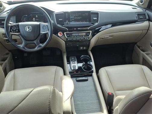 2019 Honda Pilot Touring 8-Passenger