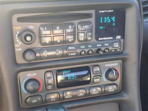 2001 Chevrolet Corvette Base