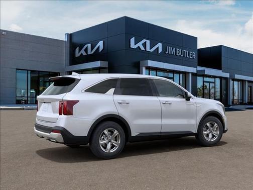 Glacial White Pearl 2026 Kia Sorento LX