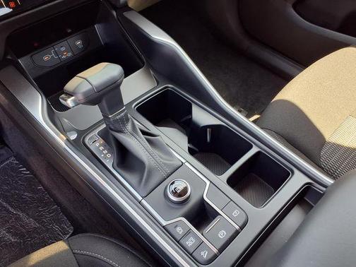 Glacial White Pearl 2026 Kia Sorento LX