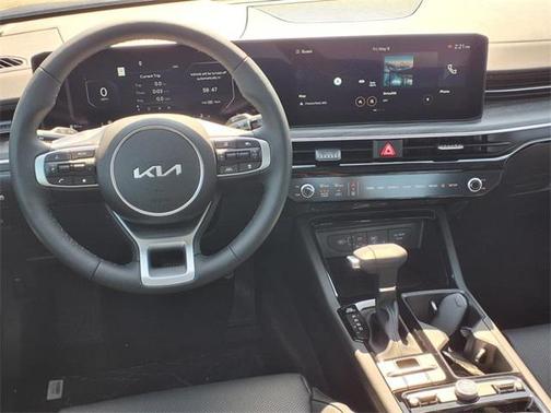 2025 Kia K5 EX