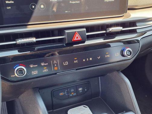 Wolf Gray 2026 Kia Sportage EX