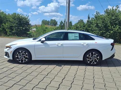 2026 Kia K5 EX