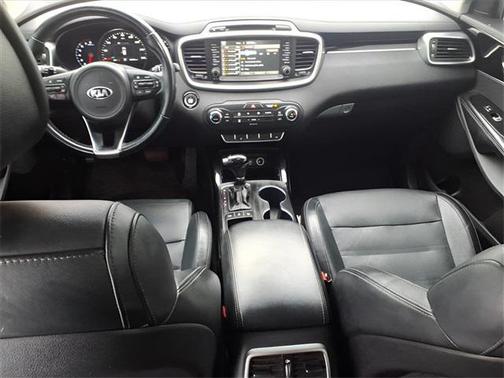 2016 Kia Sorento SX