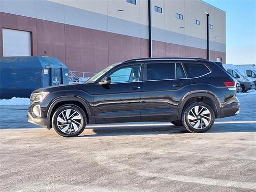 2024 Volkswagen Atlas 2.0T SE w/Technology 4MOTION