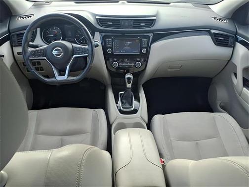 2017 Nissan Rogue Sport SL