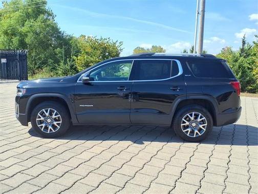 2023 GMC Acadia FWD SLT