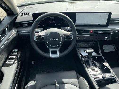 2025 Kia K5 EX