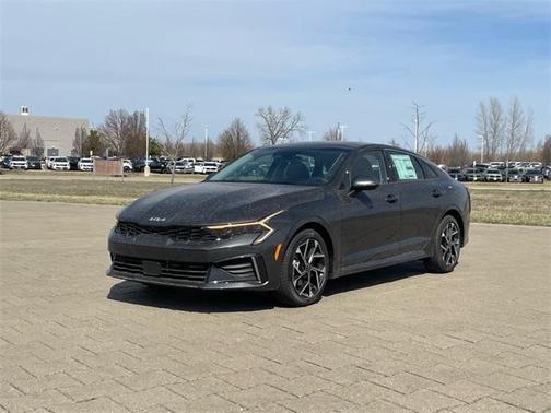 2025 Kia K5 EX