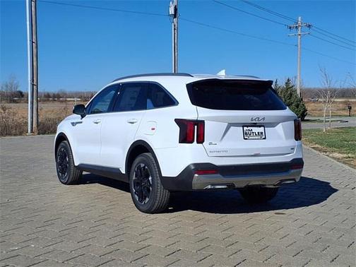 2025 Kia Sorento S