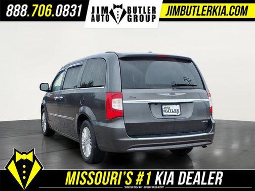 2016 Chrysler Town & Country Limited
