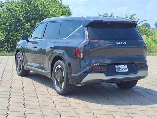 2026 Kia EV9 Land