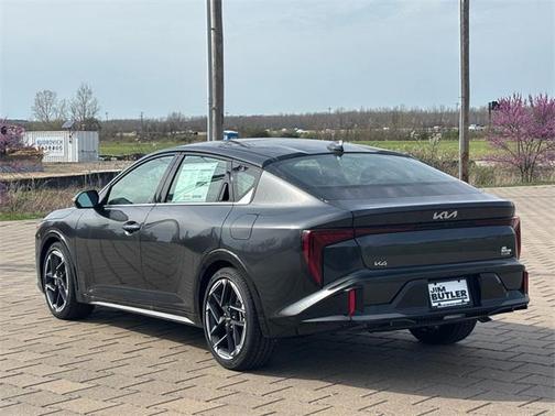 2025 Kia K4 GT-Line