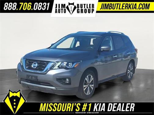 2017 Nissan Pathfinder SL