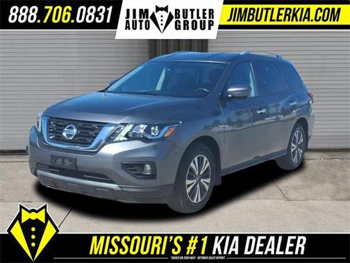 2017 Nissan Pathfinder SL