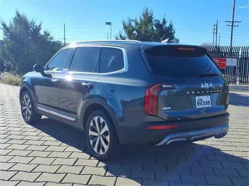 2022 Kia Telluride S