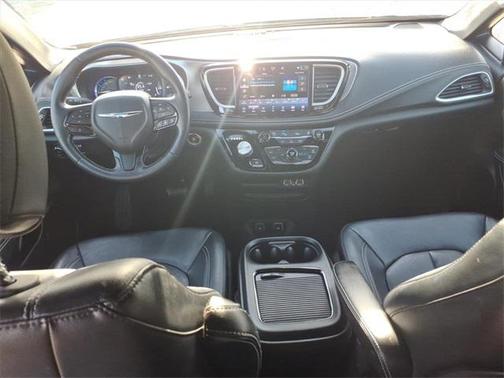 2021 Chrysler Pacifica Hybrid Touring L