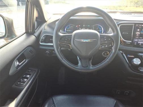 2021 Chrysler Pacifica Hybrid Touring L