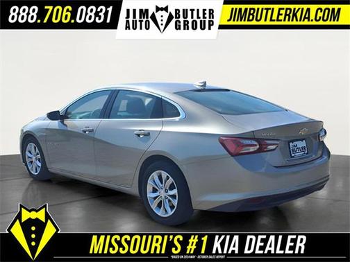 2022 Chevrolet Malibu FWD LT