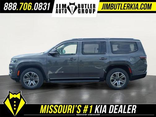 Baltic Gray Metallic Clearcoat 2023 Jeep Wagoneer Series II 4x4