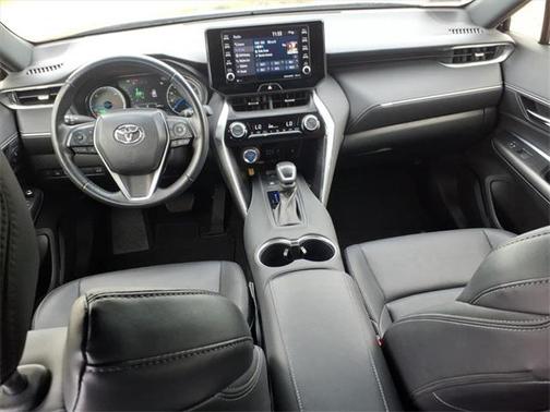 2022 Toyota Venza XLE