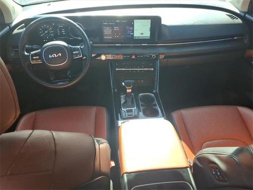 2024 Kia Carnival SX