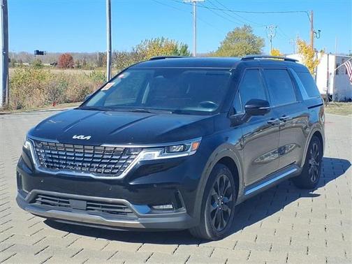 2024 Kia Carnival SX