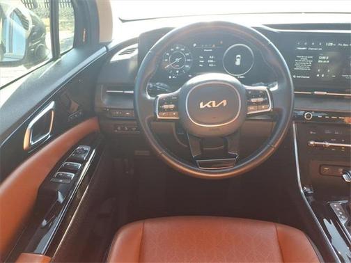 2024 Kia Carnival SX