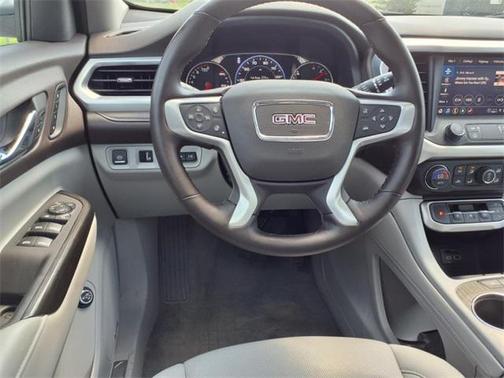 2023 GMC Acadia AWD SLT